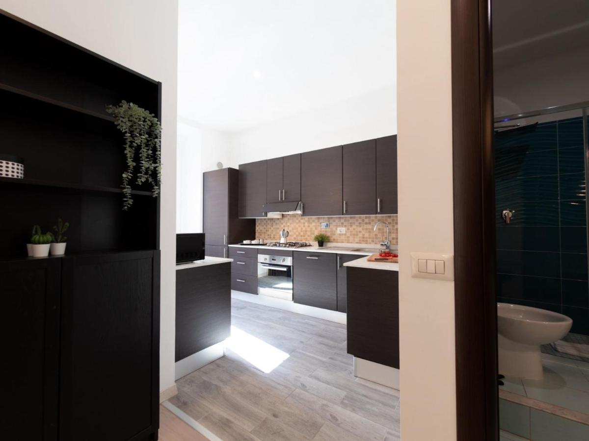 The Best Rent - Spacious Apartment Near Roma Termini Station المظهر الخارجي الصورة